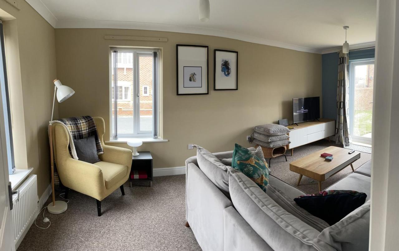 Stunning Large Detached Gloucester, 4 Beds, 3 Bedroom, 2 Bathroom Property, Nr Chelt, The Docks And Quays Sleeps 6 Esterno foto