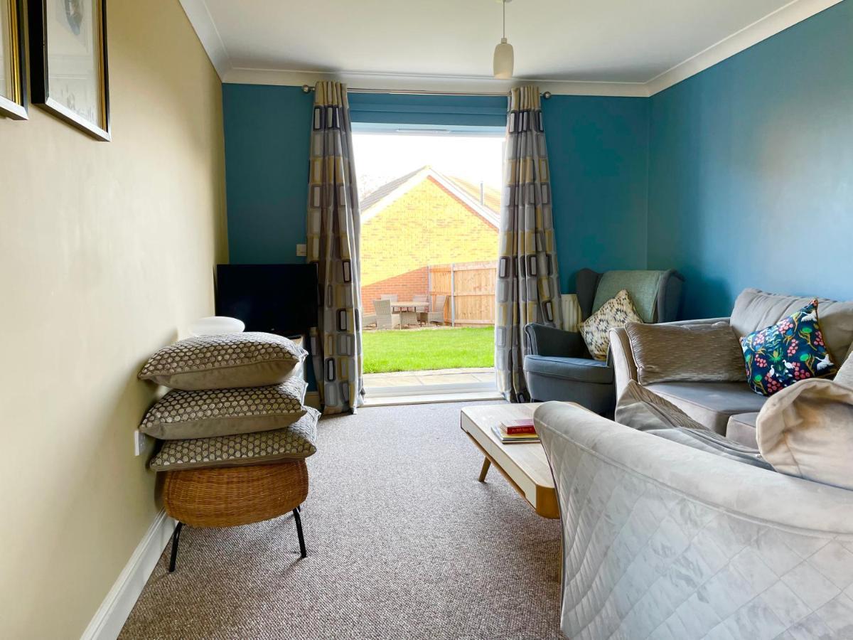 Stunning Large Detached Gloucester, 4 Beds, 3 Bedroom, 2 Bathroom Property, Nr Chelt, The Docks And Quays Sleeps 6 Esterno foto